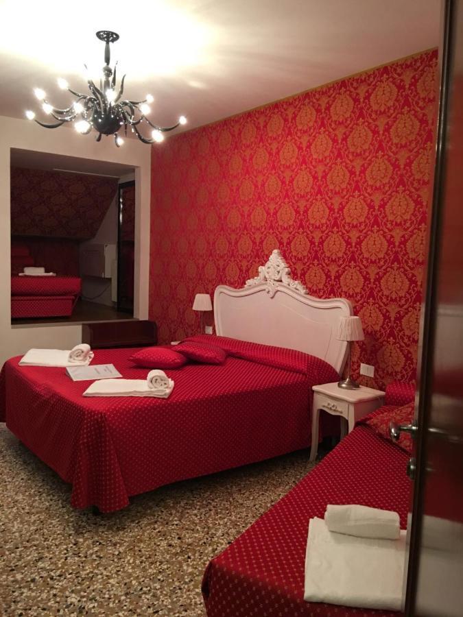 Casa Dolce Hotell Venedig Rum bild